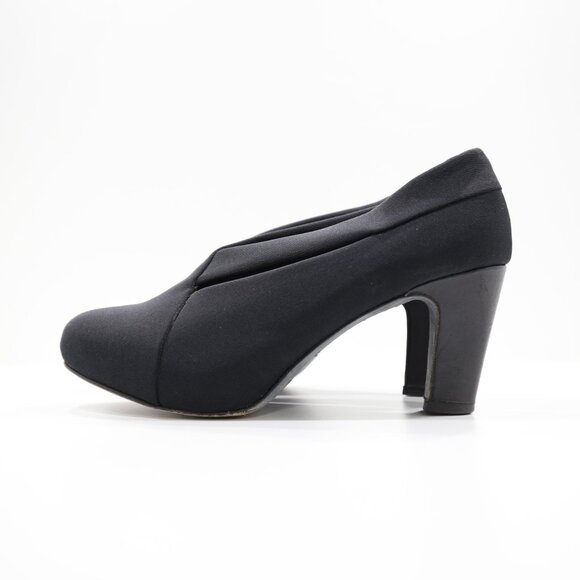 Eileen Fisher Black Grosgrain Cutout 3" Block Heel Pumps - 7 - Picture 1 of 7